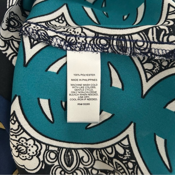 Express The Portofino Patterned Button Down Shirt - Picture 4 of 4